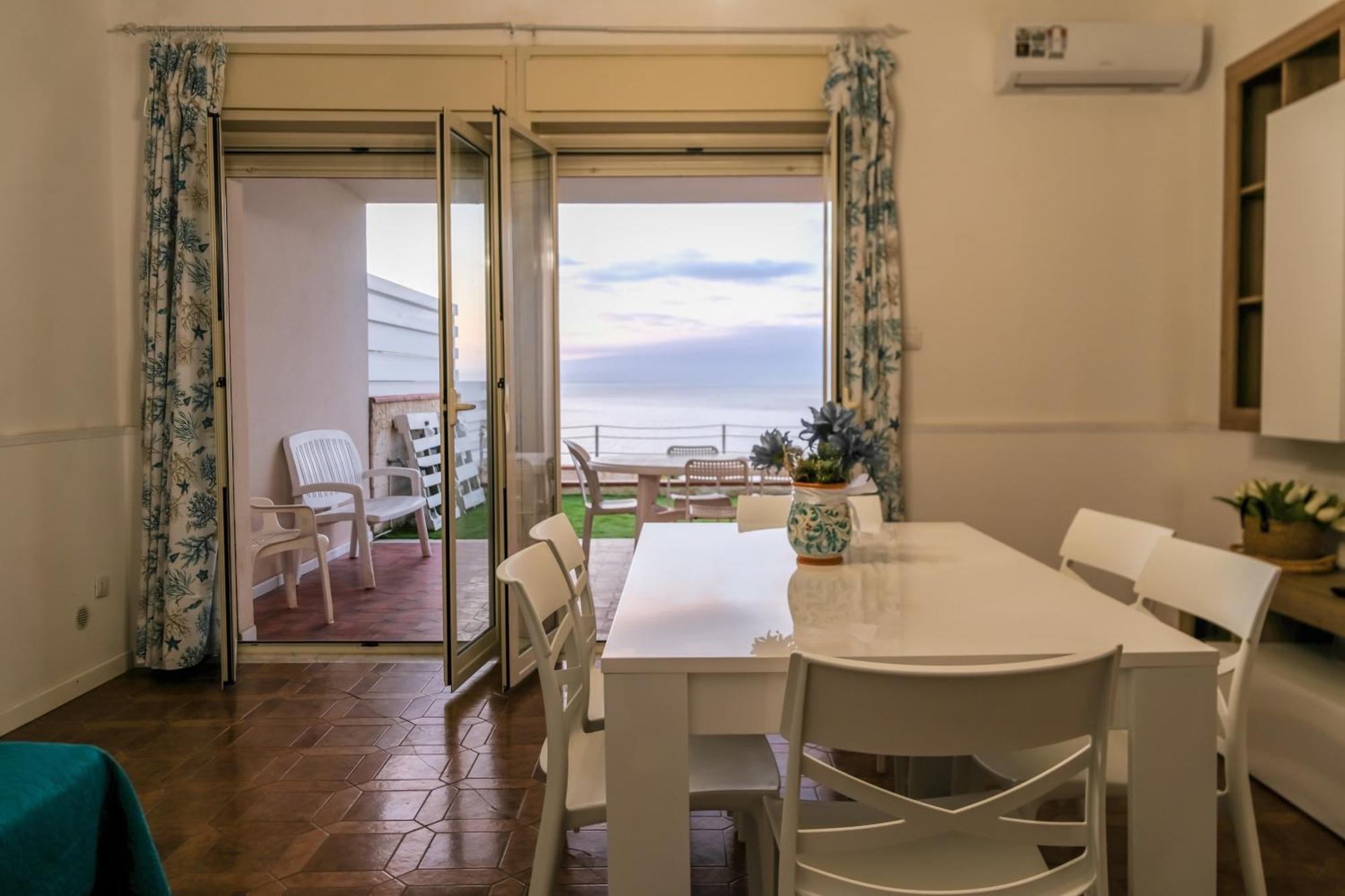 Villa La Vista - Baia Del Gambero Augusta Eksteriør bilde